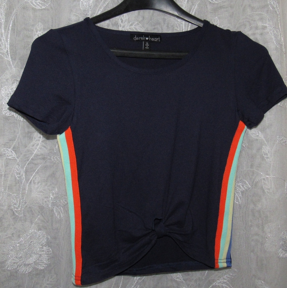 2 for 1 Crop tops! Bundle deal!